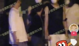 井柏然刘雯最新爆料图片,时尚大片曝光，演绎浪漫冬日风情