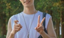 娱乐圈爆料胖子,胖子逆袭之路，揭秘明星减肥背后的故事