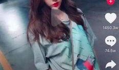 抖音网红嫂子吃瓜是谁呀,她是谁？瓜界新宠引关注