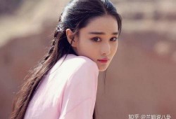 娱乐圈八卦爆料老头是谁,老头身份曝光，八卦传闻背后真相揭晓