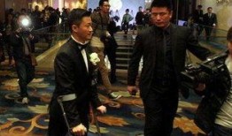 吴京最新爆料,揭秘幕后故事，硬核动作巨星背后的心酸历程