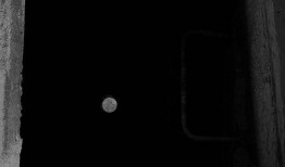 苦月亮手机在线观看,穿越时空的浪漫邂逅